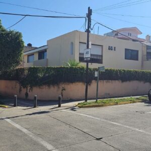 CASA EN VENTA EN CHAPALITA DE OCCIDENTE